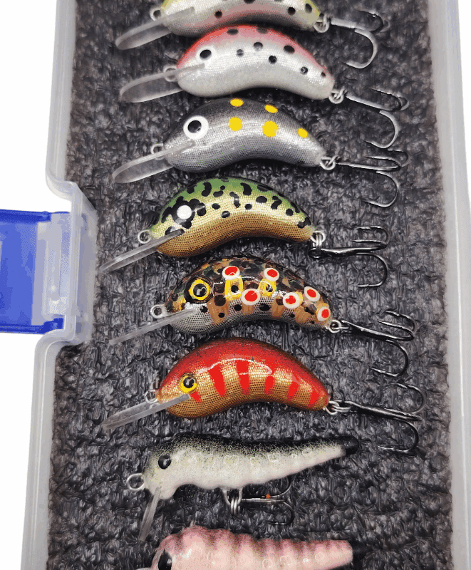 Zestaw pudełkowy woblerów 3,5 & 4 cm pstrąg,okoń,kleń,jaź